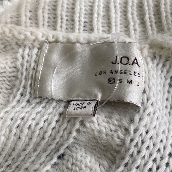 REVOLVE J.O.A LA Angora Blend Fringed Crew Neck Chunky Knit Sweater Cream XS - Picture 7 of 9